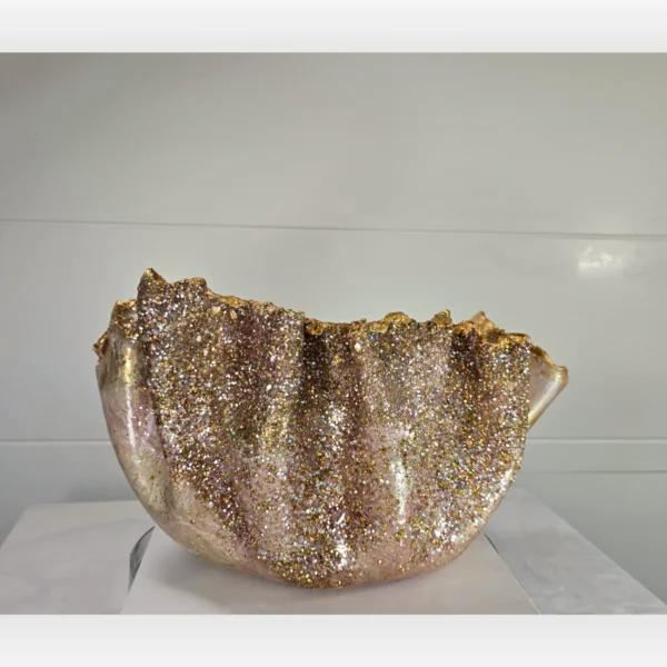 Handmade Pinky Gold Oyster Shell Candle Holder - Image 3