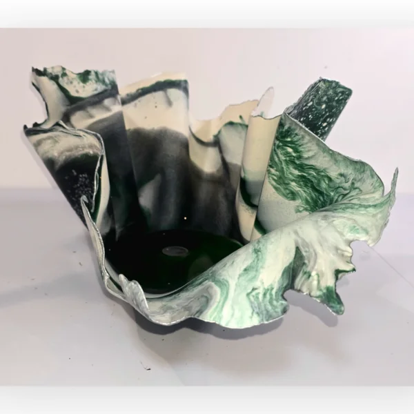 Teardrop shaped Green White Plant Holder - Image 6