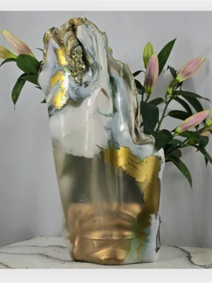 Tall Lips Flower sculpture vase