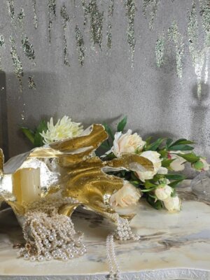 Large Oyster Shell, Whites, Ghost Gold, Gold Foil Candle Holder