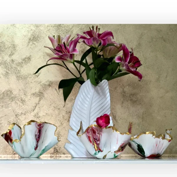 Set of 3 small rose bowls - Image 2