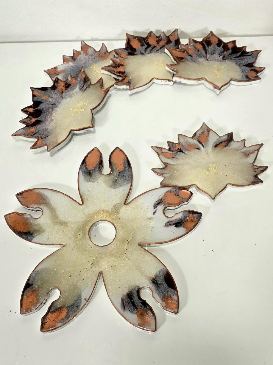 Matching coasters and over bottle glass holder - Image 3