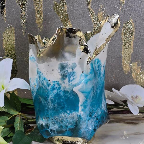 58. Blue white bottle gold edged vase (2)