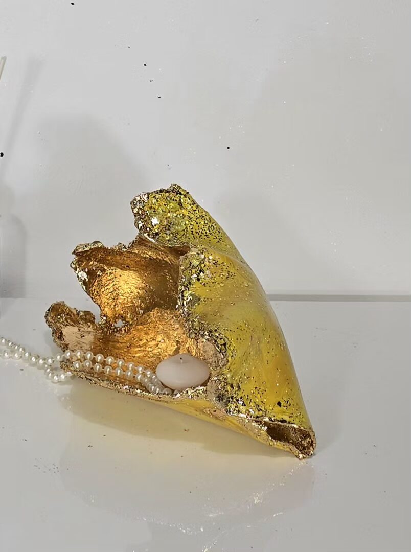 Yellow Gemmed Clam Shell with Rich Metallic Gold Interior - Image 2